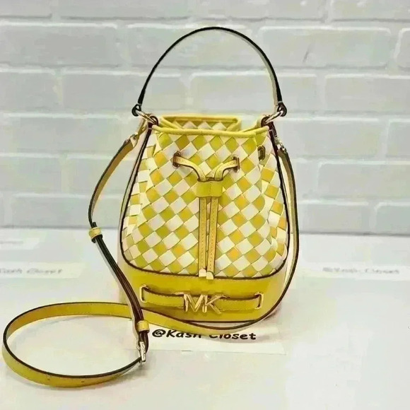 Michael Kors Reed Medium Belted Bucket Bag Purse Golden Yellow - Picture 5 of 9
